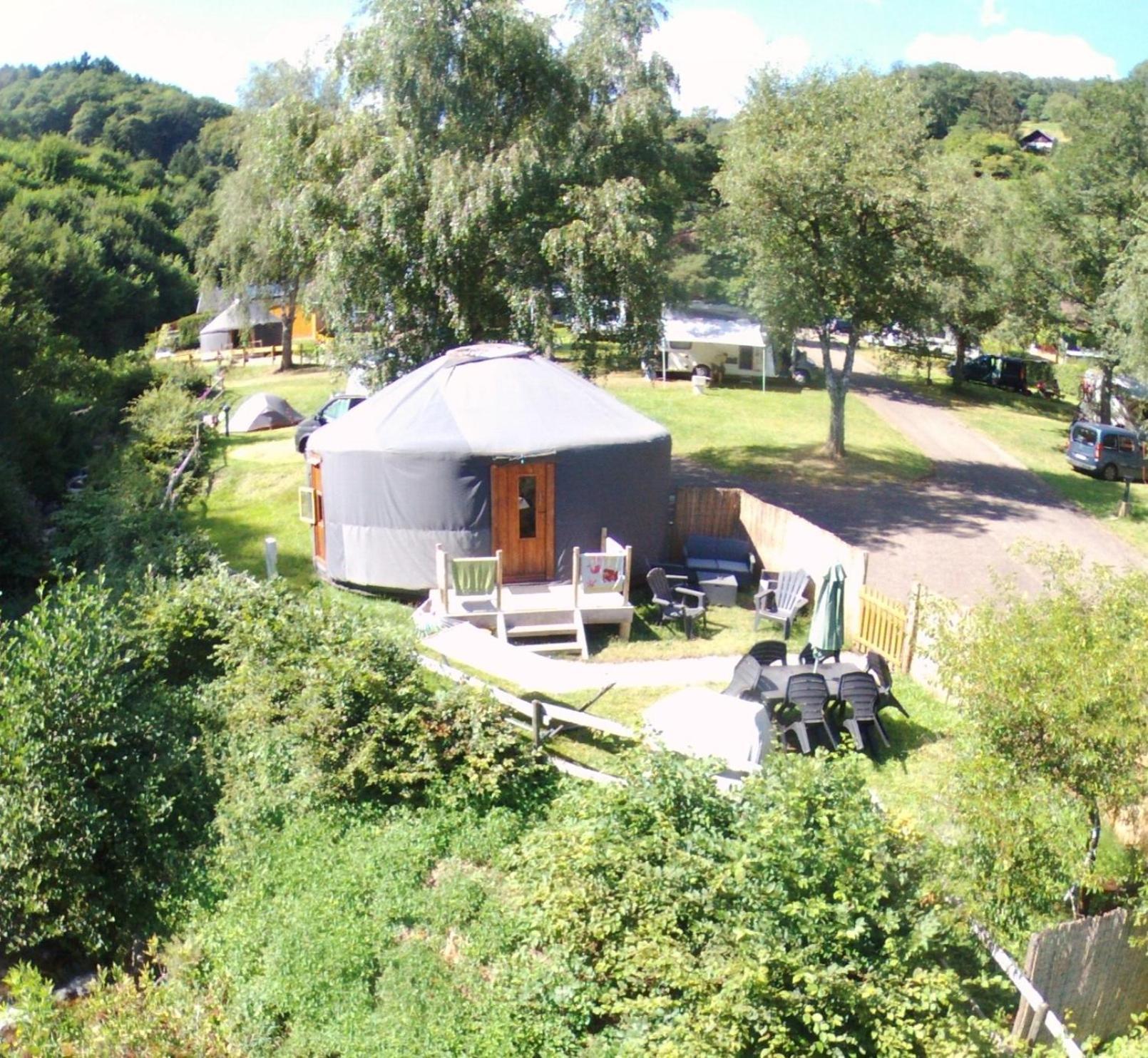 Luxury tent La Yourte Des Bibis *